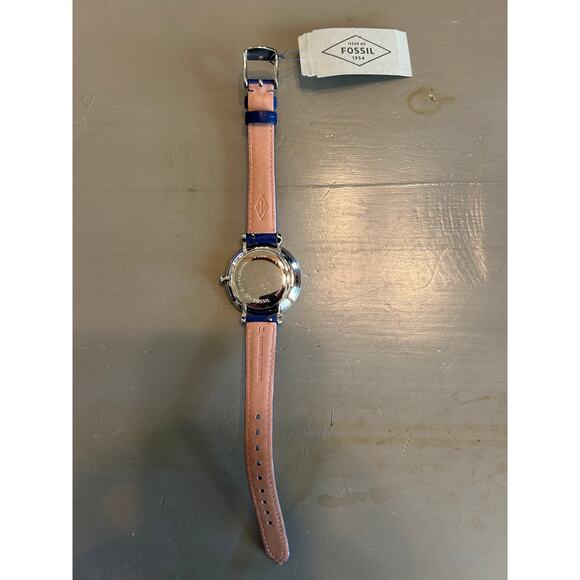 Fossil Women's Watch with Navy Leather Band NWT Preppy Office - Picture 3 of 6
